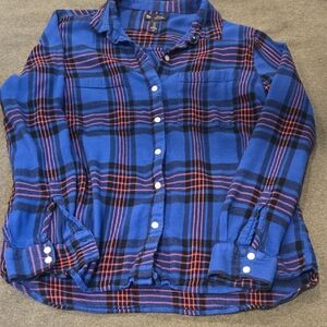 GAP Blue and Pink Button Down Shirt Casual Plaid Design